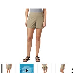 NWT Columbia Anytime Casual Shorts for Ladies - Tusk - M - 5"